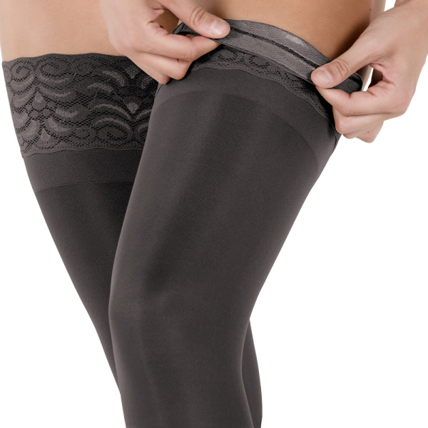 1.1  Чулки компрессионные VENOTEKS ELEGANCE удлиненные 1С204 черный